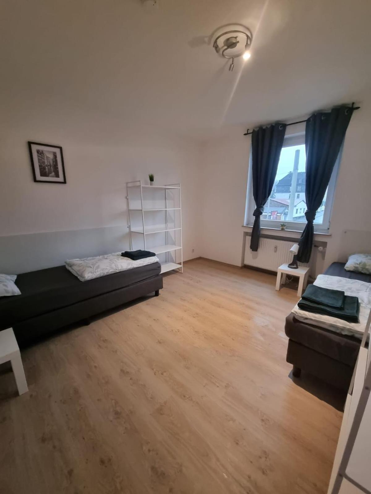Monteur-Ferien-Messewohnung Mettmann 6 Personen 2 Og Kültér fotó