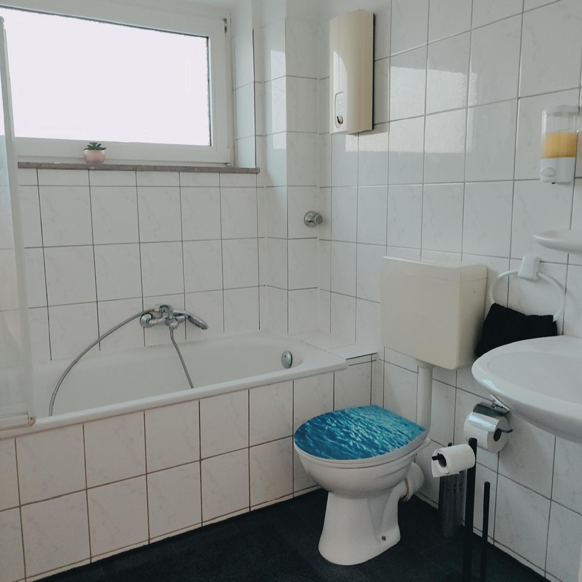 Monteur-Ferien-Messewohnung Mettmann 6 Personen 2 Og Kültér fotó